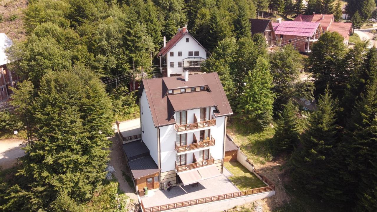 Vila Lucky Kop & Restoran Kopaonik Exterior photo